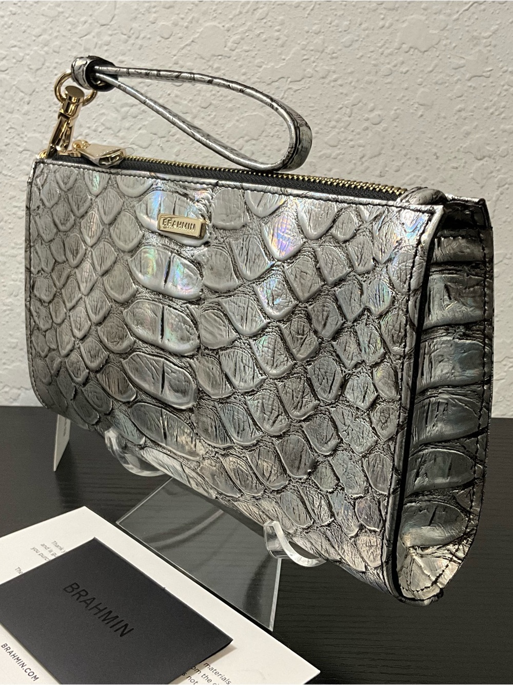 Brahmin Daisy SILVER PLATINUM SNAKE PRINT Wristlet Cosmetic Bag HTF - Picture 1 of 8